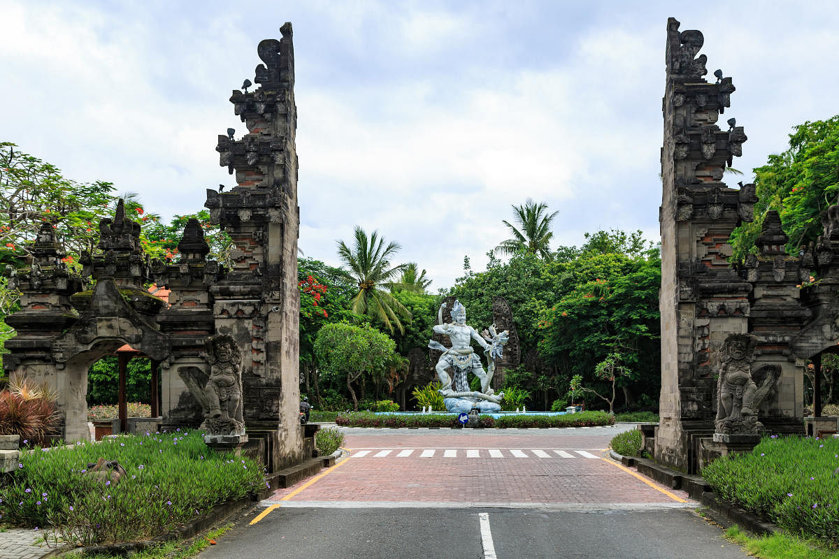 A majestic statue of Bhima in Nusa Dua, Bali, Indonesia (Pic courtesy: Wikimedia Commons)