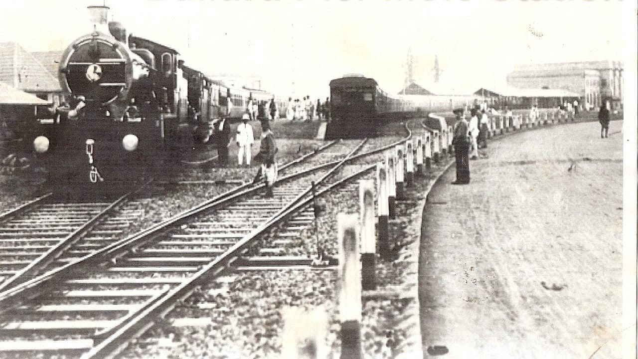 India's oldest running train, Punjab Mail, which made her maiden run out of Ballard Pier Mole station in 1912, turned 110 on Tuesday. Credit: Central Railway