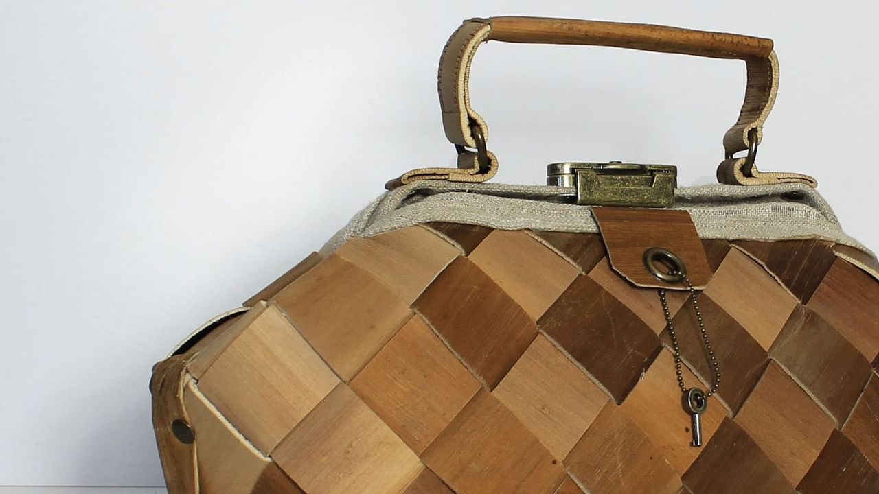 A handbag made of areca palm leather. Credit: DH Photo
