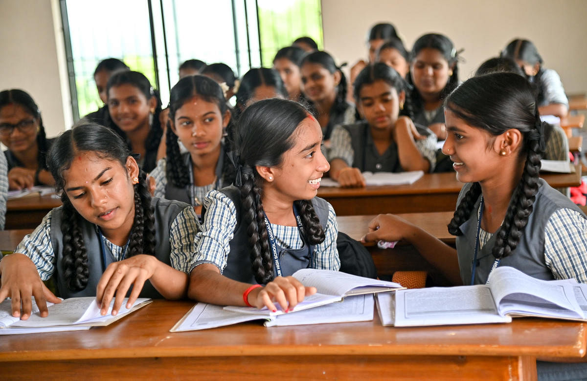 Educationists should keep in mind classroom transactions and the development of cognitive abilities while preparing the syllabus. Credit: DH Photo/Irshad Mahammad