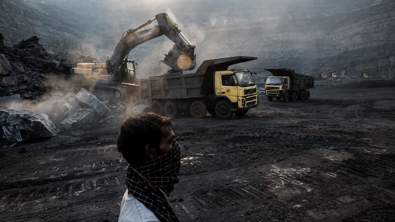 Around 1.7 million tonnes of coal is used annually in industrial applications in NCR, with about 1.4 million tonnes being consumed in six major industrial districts alone. Credit: iStock Photo
