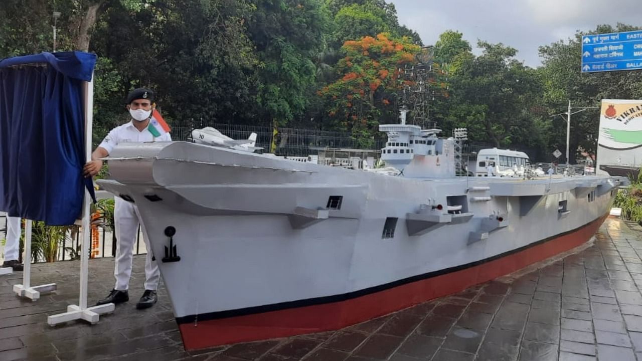 The dedication of the model is an affirmation of the strong maritime connect of Mumbai and equally rich maritime heritage of the State of Maharashtra. Credit: DH Photo