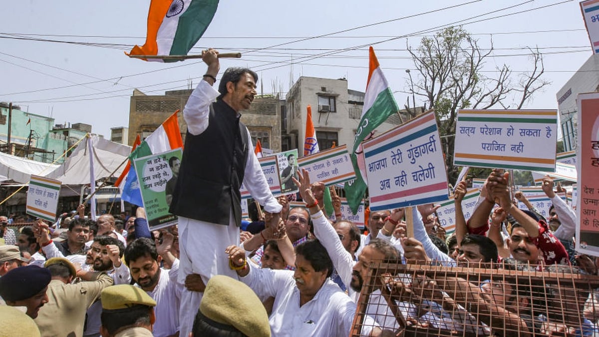 JKPCC Chief Among Scores Of Cong Workers Detained In Jammu jkpcc-chief-among-scores-of-cong-workers-detained-in-jammu