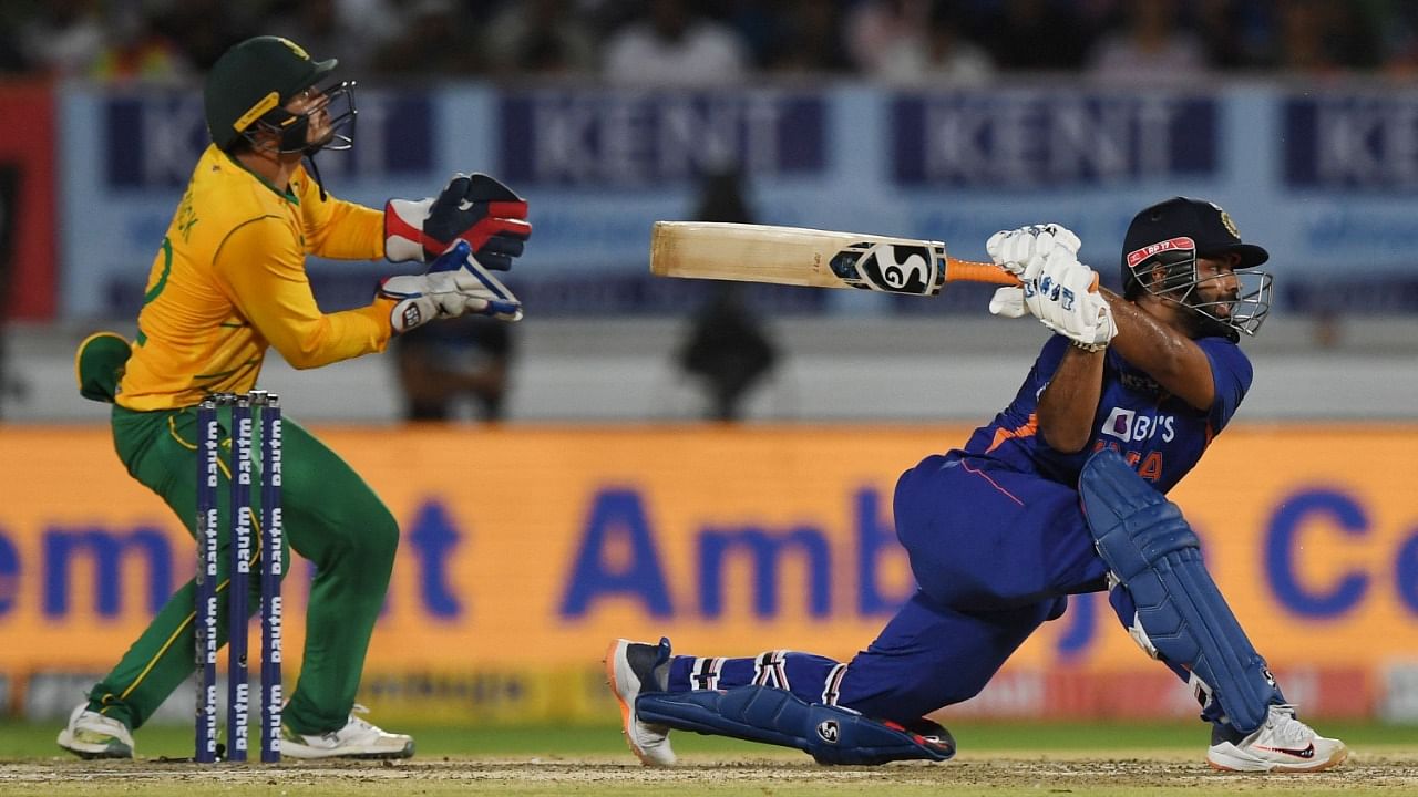 Pant has scored 29, 5, 6 and 17 in the last four innings. Credit: AFP Photo