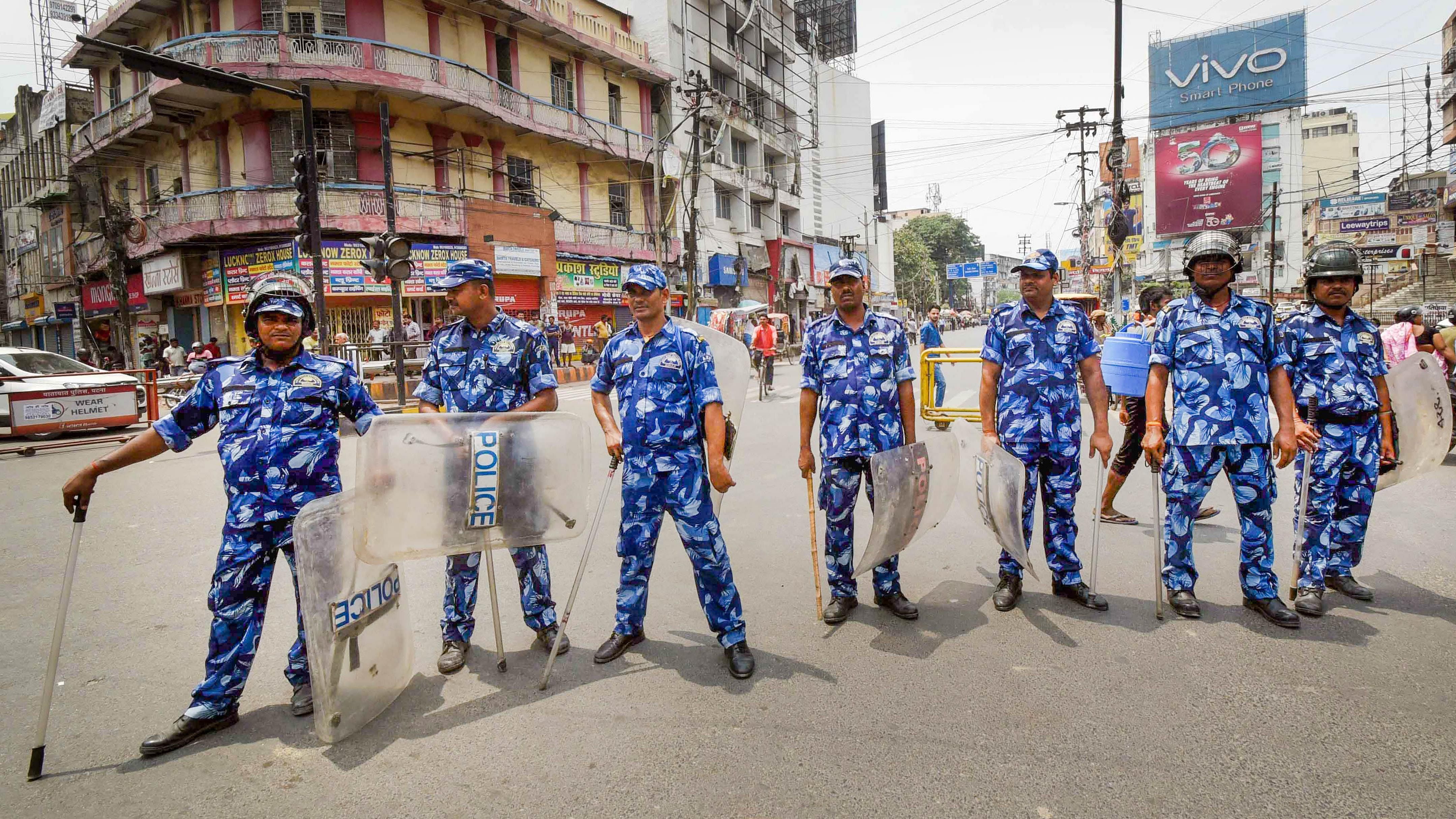 RAF personnel deployed at the Dak Bangalow crossing during the Bihar bandh, called in protest against Centre's Agnipath scheme. Credit: PTI File Photo
