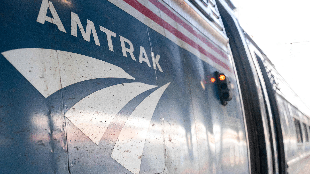 Several cars of a long-distance train derailed on the afternoon of June 27, 2022, in the US state of Missouri, with early reports of injuries among the nearly 250 passengers. Credit: AFP Photo