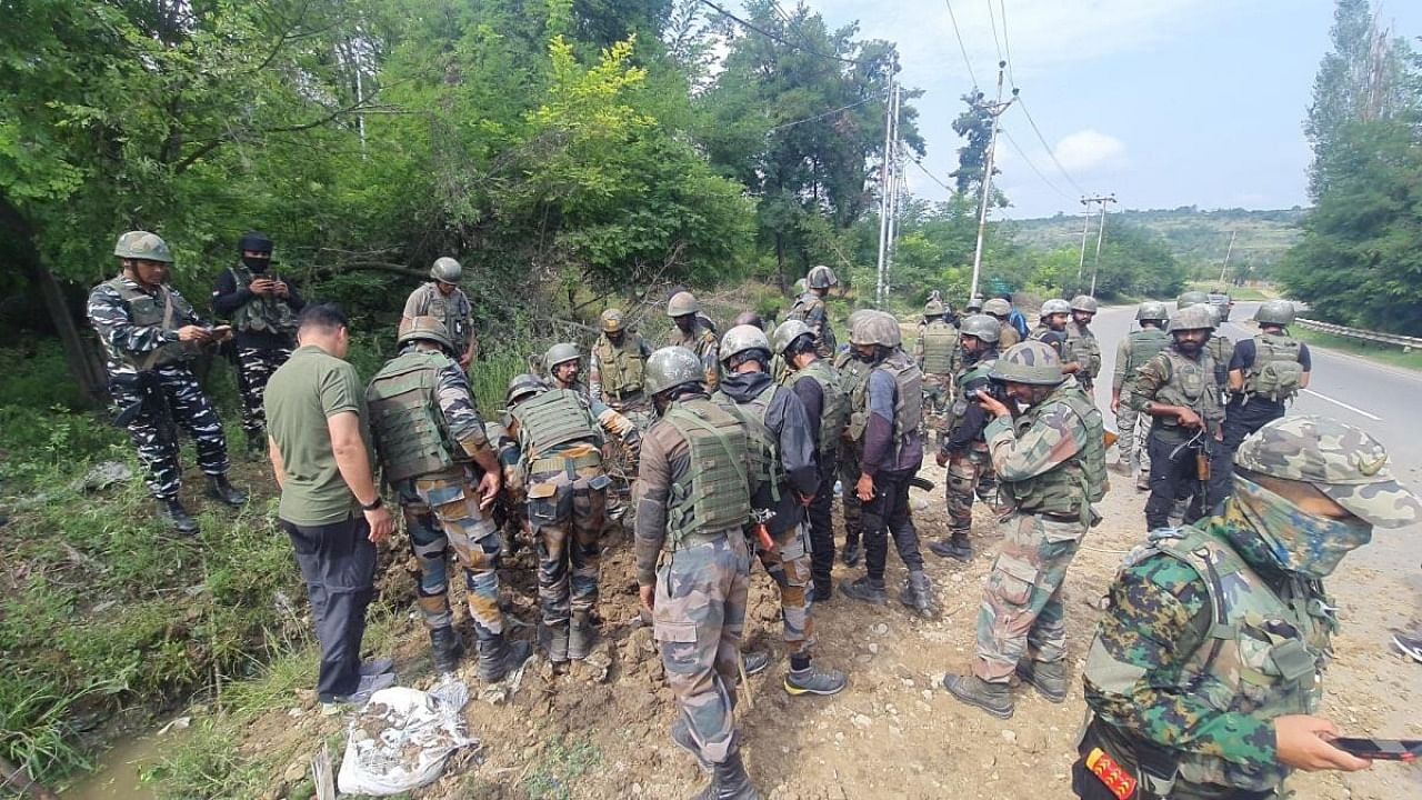 Security forces on Wednesday detected and defused an improvised explosive device (IED) on Srinagar-Baramulla highway on July 6, 2022. Credit: IANS Photo