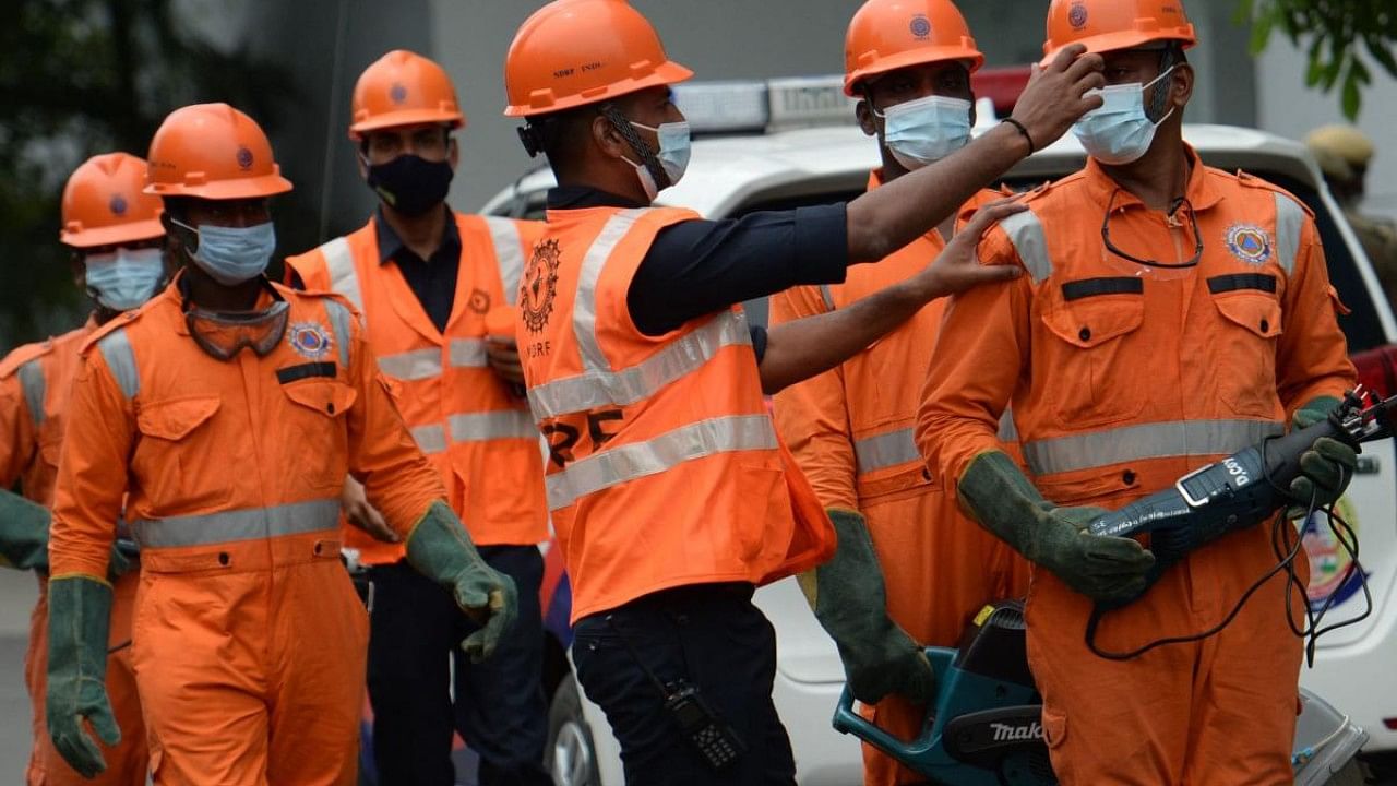 The federal contingency force has also decided to train its rescuers in specific ropeway rescue skills apart from purchasing an assortment of tools like pulleys and carabiners to be used for transporting the salvager and evacuating stranded people from the car hanging in the air. Credit: AFP Photo