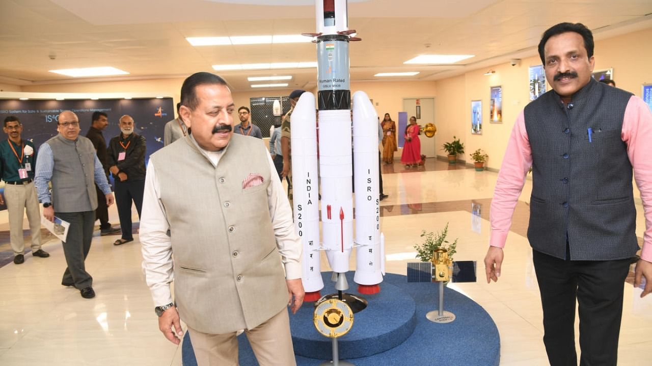 Union Minister of State for Science and Technology Jitendra Singh with (right) Isro Chairman S Somanath at the ISRO Control Centre in Bengaluru. Credit: DH Photo