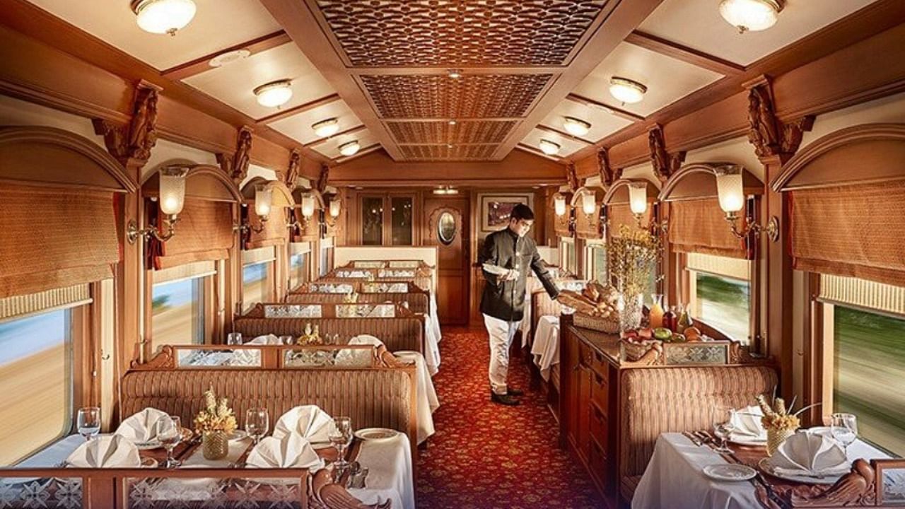 The luxurious interiors of The Deccan Odyssey. Credit: Instagram/thedeccanodyssey
