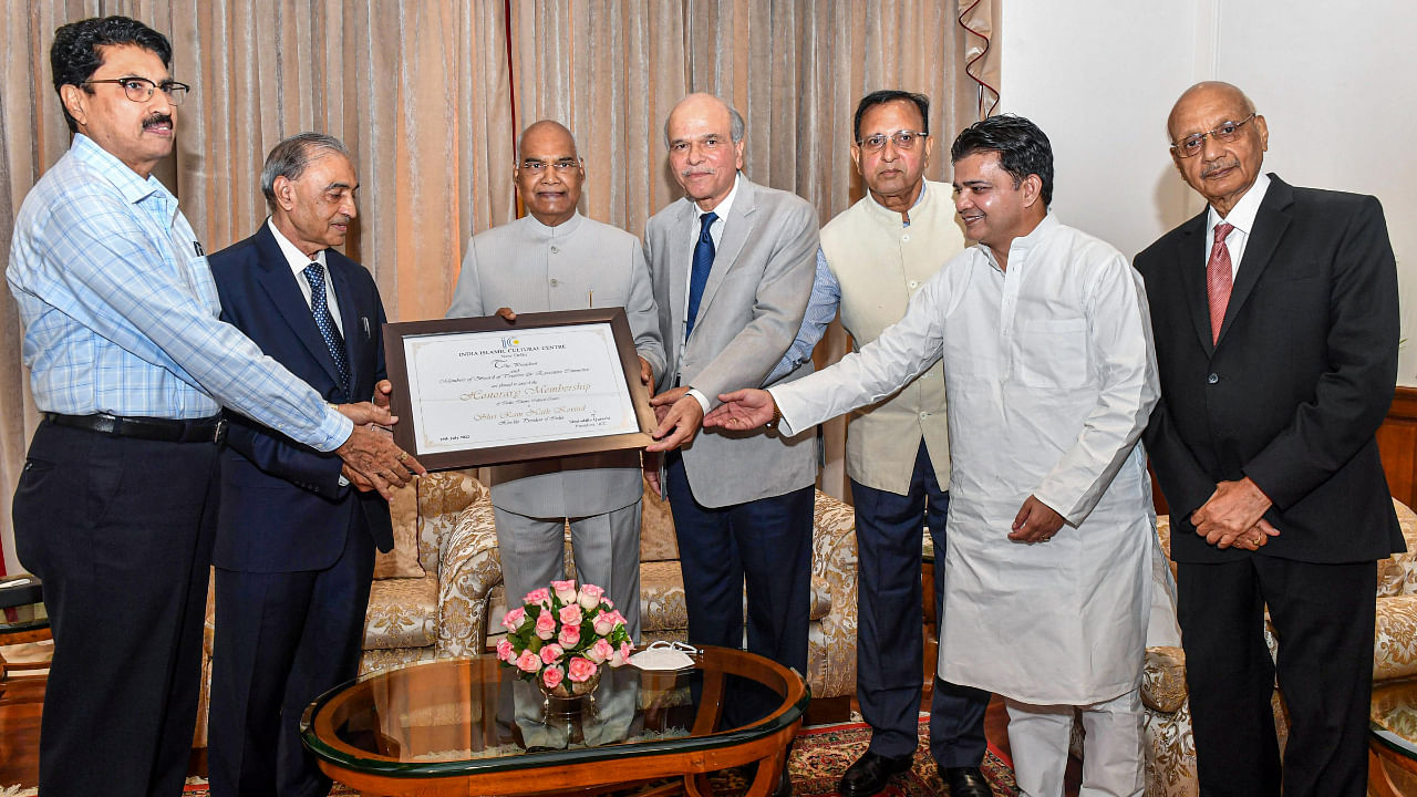 President Ram Nath Kovind being felicitated during the fourth Dr APJ Abdul Kalam Memorial Lecture, at India Islamic Cultural Centre (IIC) in New Delhi, Tuesday, July 19, 2022. Credit: PTI Photo