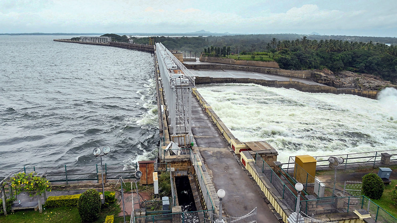 Increased water level of Krishna Raja Sagar (KRS) reservoir due to incessant monsoon rainfall, near Mysuru, Sunday, July 10, 2022. Credit: PTI File Photo