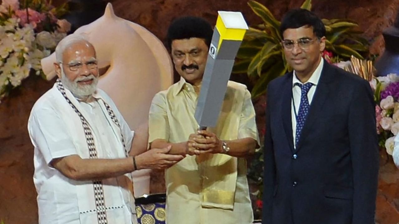India's Prime Minister Narendra Modi (L) along with the chief minister of Tamil Nadu's state M.K. Stalin (C) and Indian grandmaster Viswanathan Anand attend the inaugural ceremony of the 44th Chess Olympiad in Chennai on July 28, 2022. Credit: AFP Photo