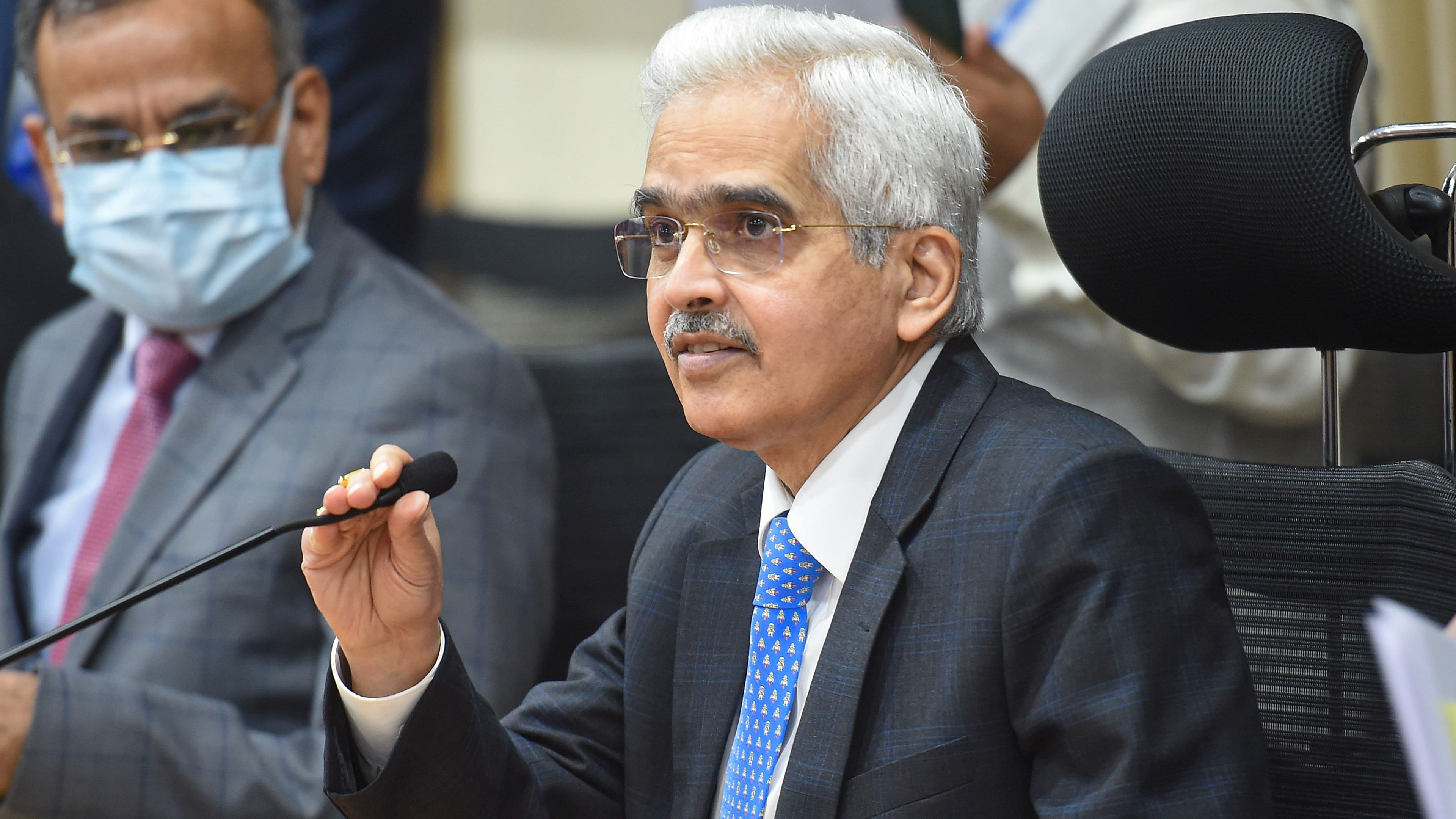 Reserve Bank of India Governor Shaktikanta Das addresses a press conference in Mumbai. Credit: PTI File Photo