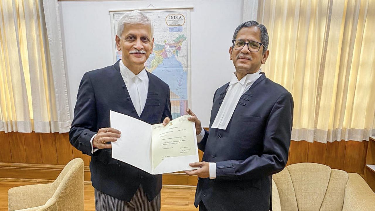 Chief Justice of India N V Ramana (R) with Justice Uday Umesh Lalit. Credit: PTI File Photo
