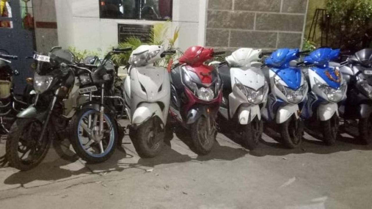 Yelahanka police have recovered over 10 two-wheelers worth Rs 6 lakh. Credit: Special Arrangement