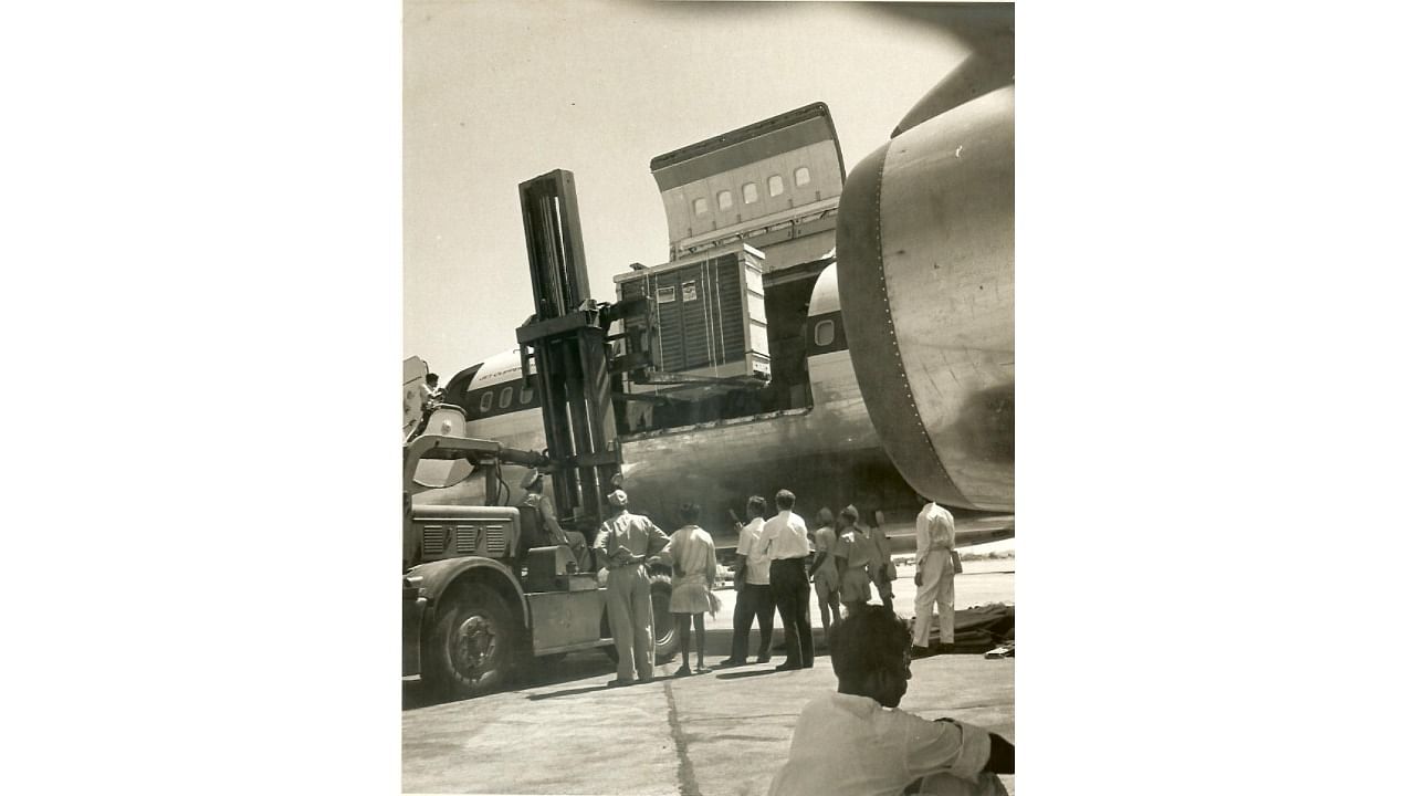 The CDC-3600 mainframe computer being unloaded from a chartered plane in May 1964 in Bombay. Credit: Author