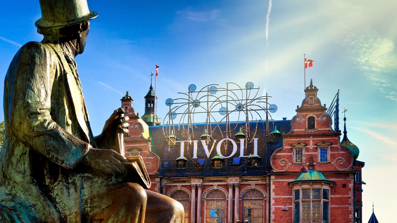Statue of Hans Christian Andersen in front of of Tivoli Gardens. Credit: iStock