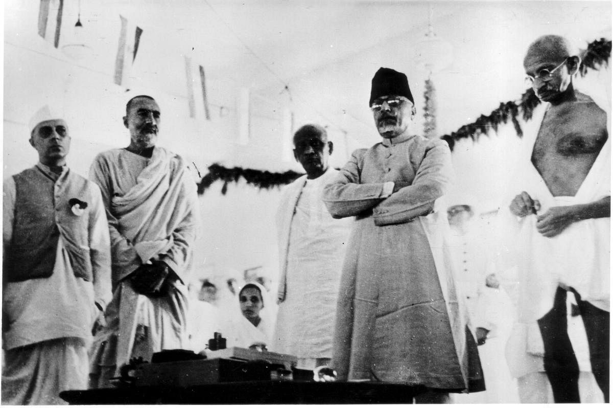 Gandhiji with Jawaharlal Nehru , Khan Abdul Ghaffar khan , Sardar Patel and Moulana Abdul Kalam Azad at the all India Congree Committee Meeting in Delhi, 1947. Credit: Special arrangement