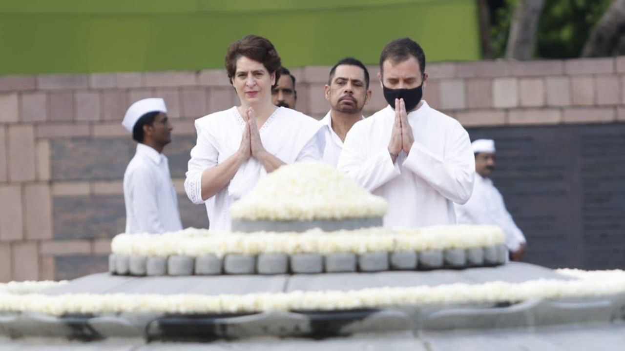 Congress leaders Rahul Gandhi and Priyanka Gandhi pay tribute to former prime minister Rajiv Gandhi on his 78th birth anniversary, at Veer Bhumi in New Delhi, on Saturday. Credit: Twitter/@INCTamilNadu