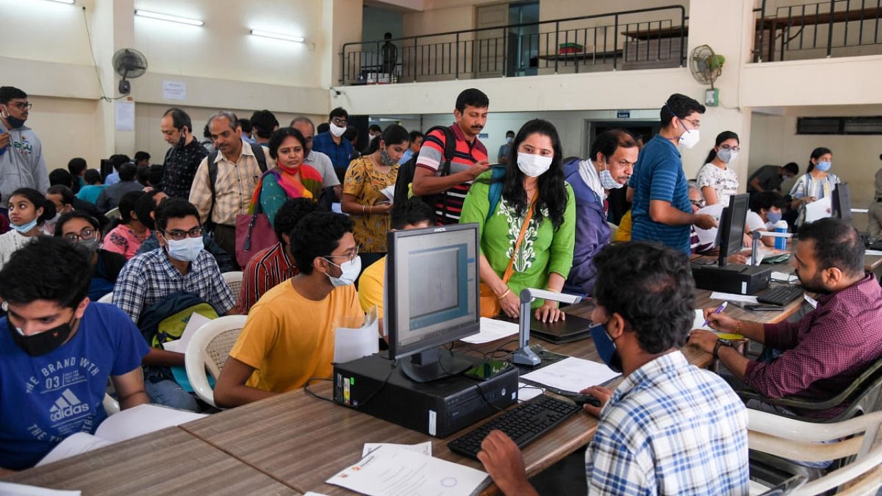 Marks card and study certificate verification of KCET engineering seat aspirants begins at KEA in Bengaluru on Monday. Credit: DH Photo
