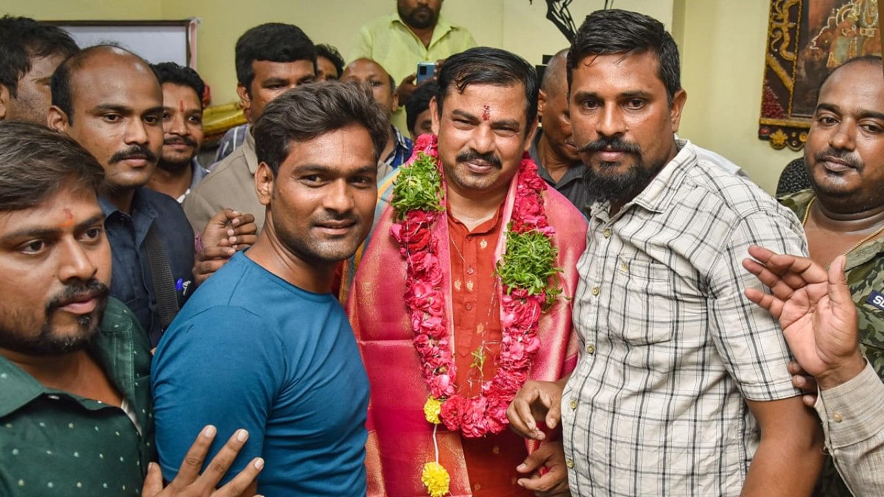 Now-suspended BJP leader T. Raja Singh with supporters following his release, hours after his arrest. Credit: PTI Photo