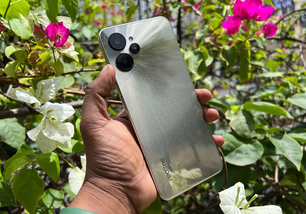 Realme 9i 5G. Credit: DH Photo/KVN Rohit