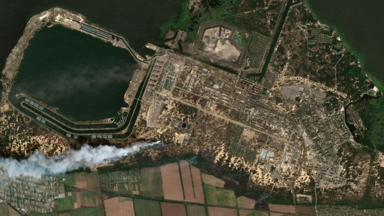 Overview of Zaporizhzhia nuclear power plant and fires, in Enerhodar in Zaporizhzhia region. Credit: Reuters photo/Copernicus Sentinel-2 imagery/Handout