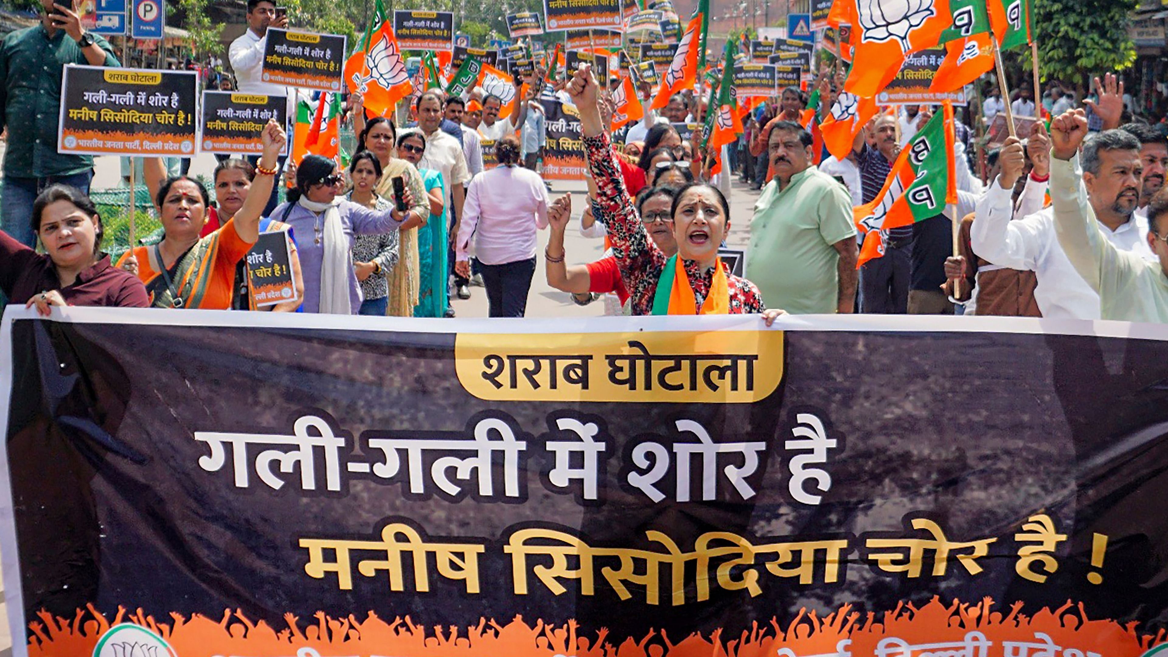 MP Manoj Tiwari cited the incident in which a government school student in outer Delhi’s Nangloi was injured after a ceiling fan in her classroom fell on her head. Credit: PTI Photo