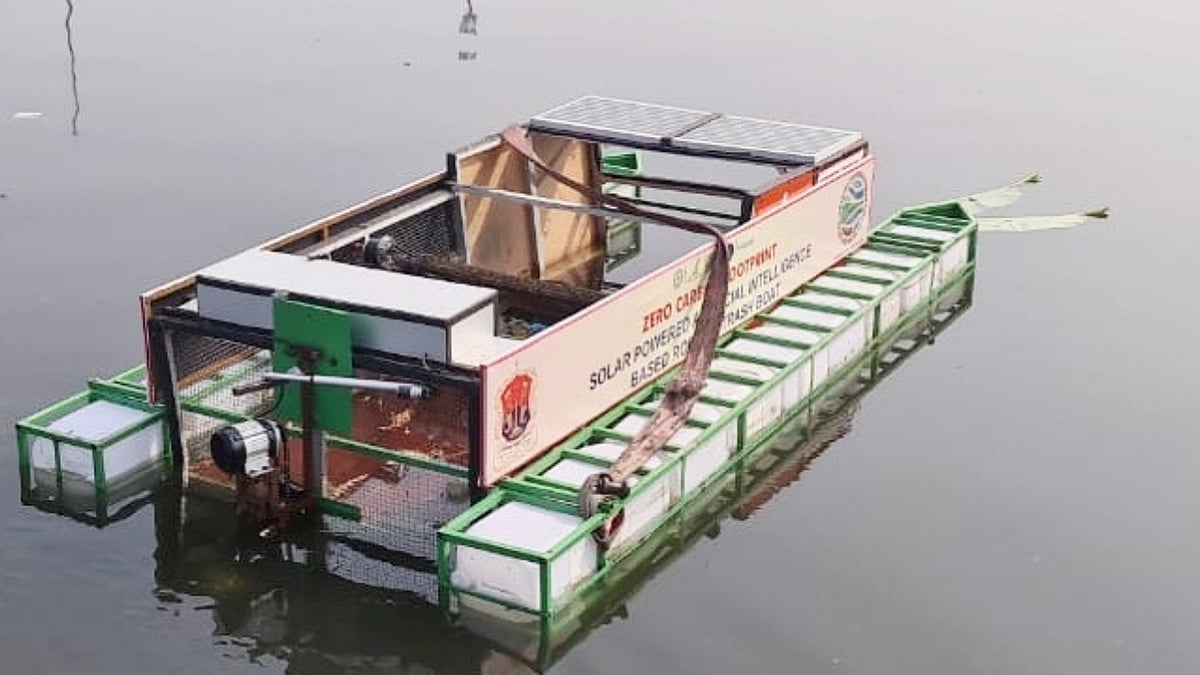 Garbage Boat Model AI-enabled robotic trash boat to clean Gomti river in Lucknow
