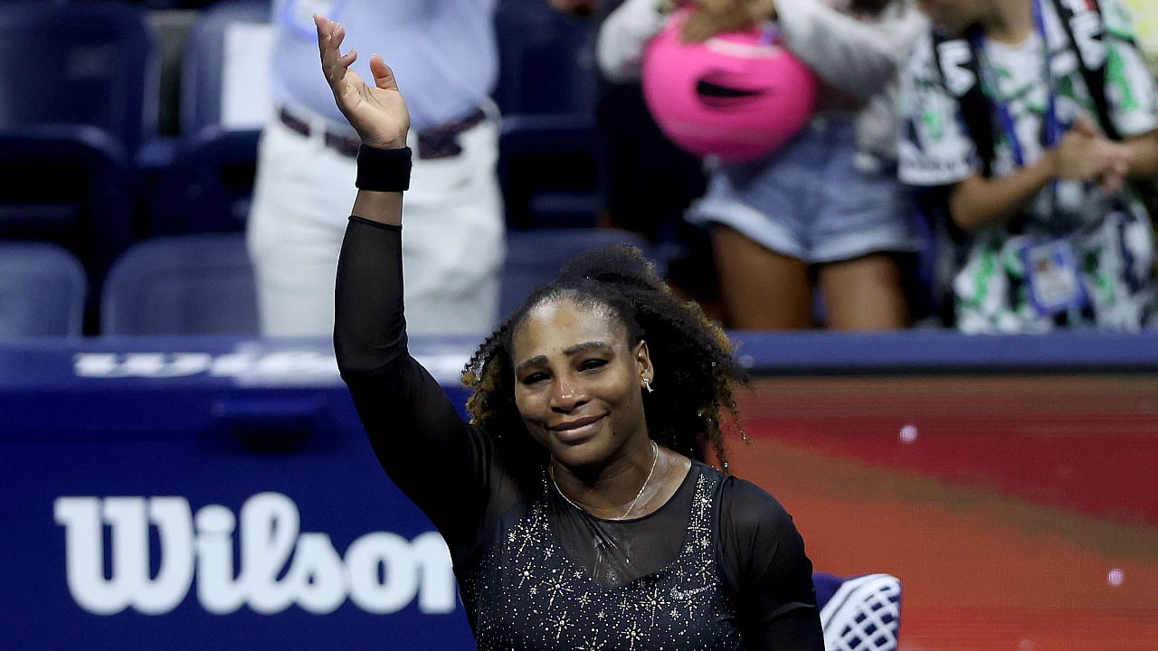 Serena Williams gestures to fans after her US Open exit, September 2, 2022. Credit: AFP Photo