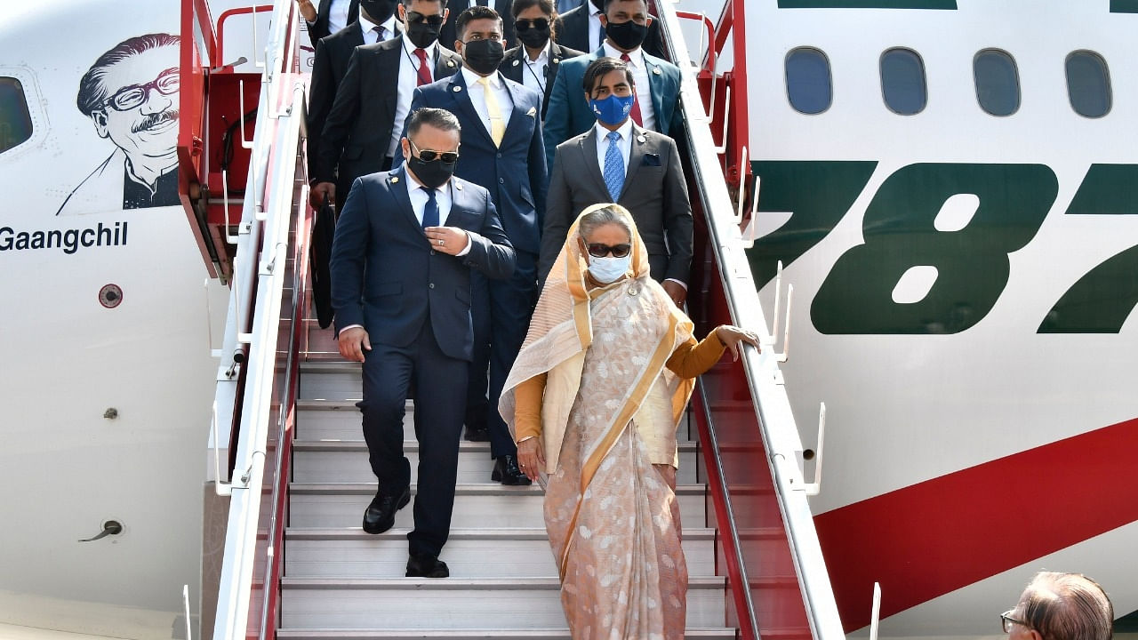 Bangladesh Prime Minister Sheikh Hasina arrives at the airport in Jaipur on Thursday. Credit: IANS Photo