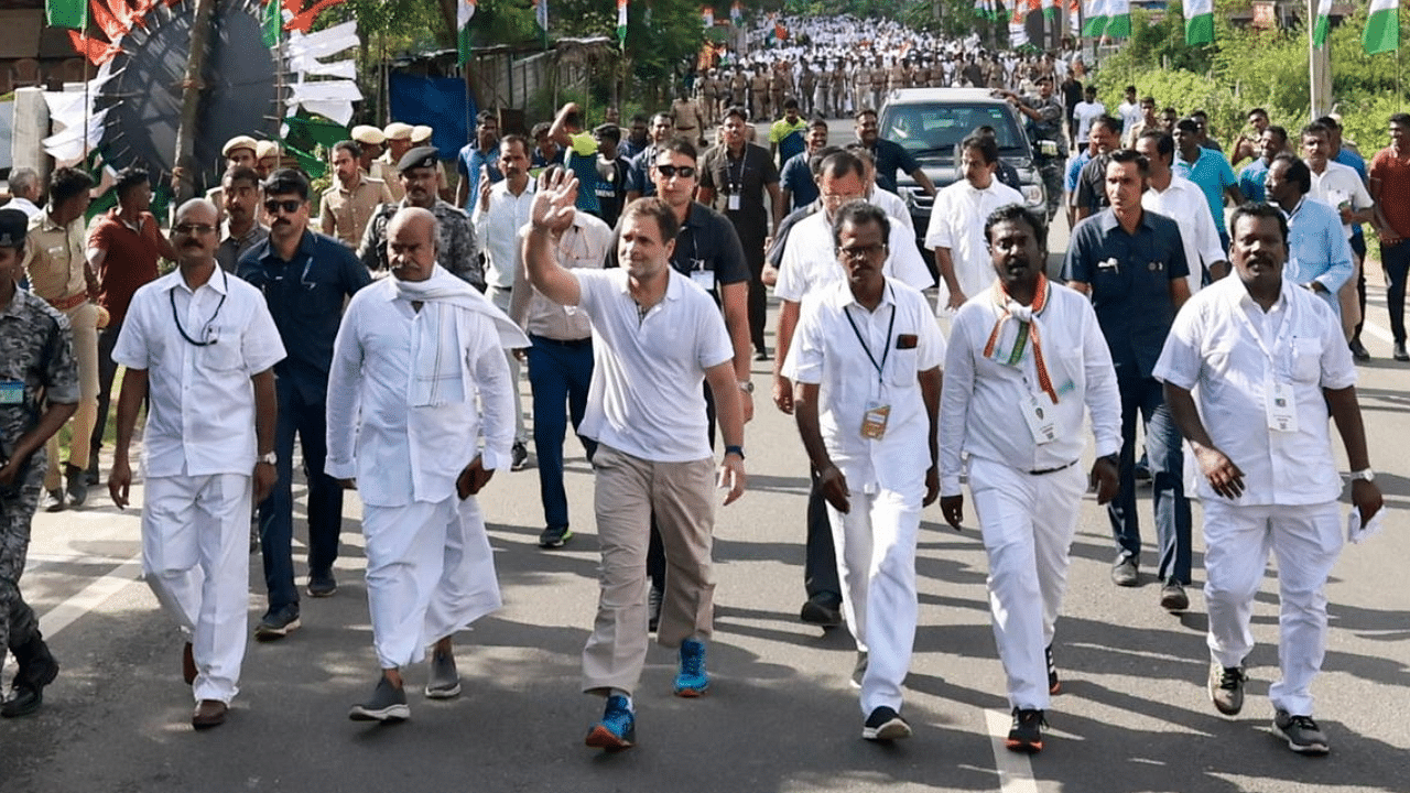 Congress leader Rahul Gandhi with party members and supporters during the third consecutive day of 'Bharat Jodo Yatra'. Credit: IANS Photo