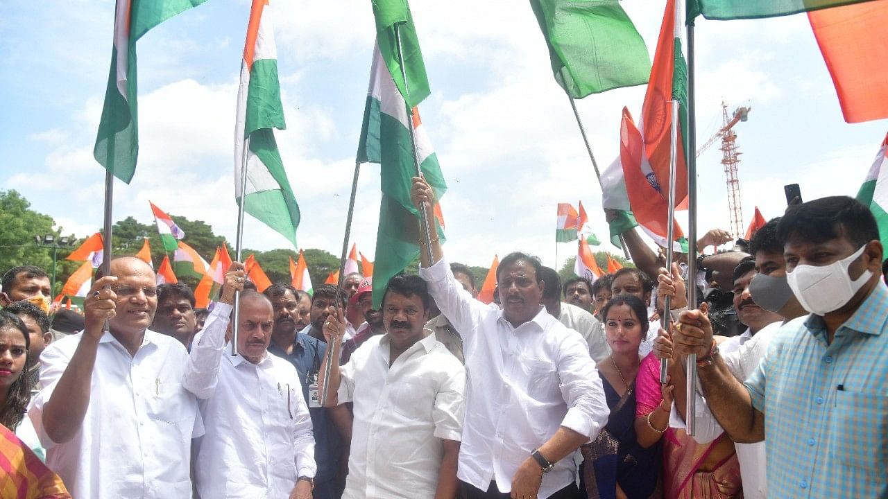 Thalasani Srinivasa Yadav, Mahmood Ali, and Somesh Kumar participated in the Telangana National Unity Rally. Credit: Twitter/ @TelanganaCS