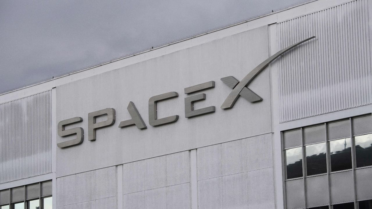 Space Exploration Technologies Corp. (SpaceX) headquarters in Hawthorne, California. Credit: AFP Photo