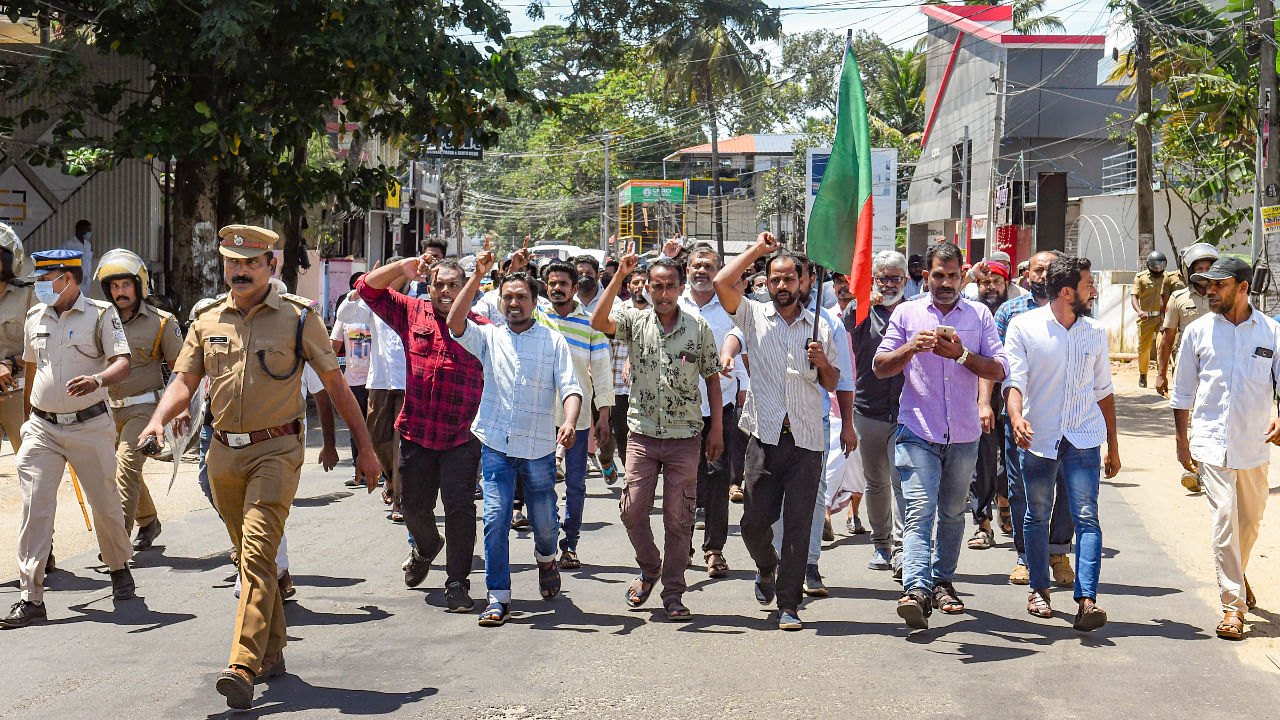 Activists of Popular Front of India (PFI) march during the 'hartal' called by PFI in protest against the nationwide arrest of its leaders by National Investigation Agency and Enforcement Directorate, in Thiruvananthapuram, Friday, Sept. 23, 2022. Credit: PTI Photo