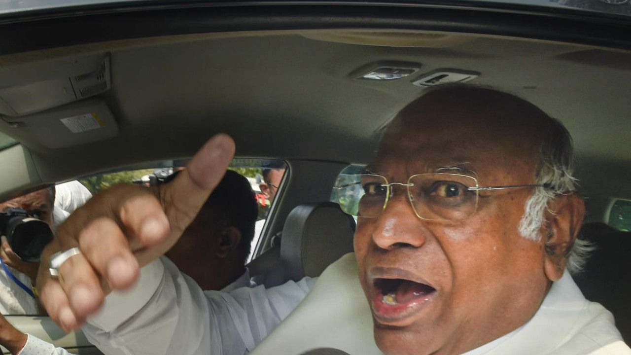 Mallikarjun Kharge files nomination. Credit: PTI Photo