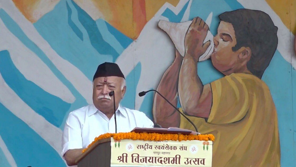 RSS chief Mohan Bhagwat. Credit: Twitter/@RSSorg