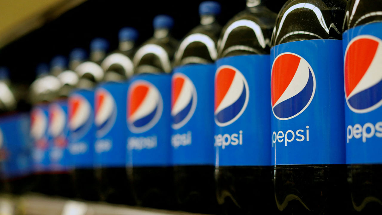 Bottles of Pepsi are pictured at a grocery store in Pasadena, California, US, July 11, 2017. Credit: Reuters File Photo