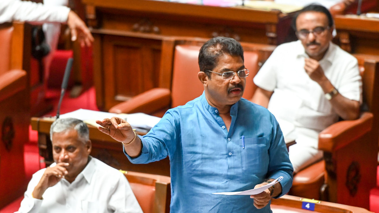 Karnataka Revenue Minister R Ashoka. Credit: DH File Photo