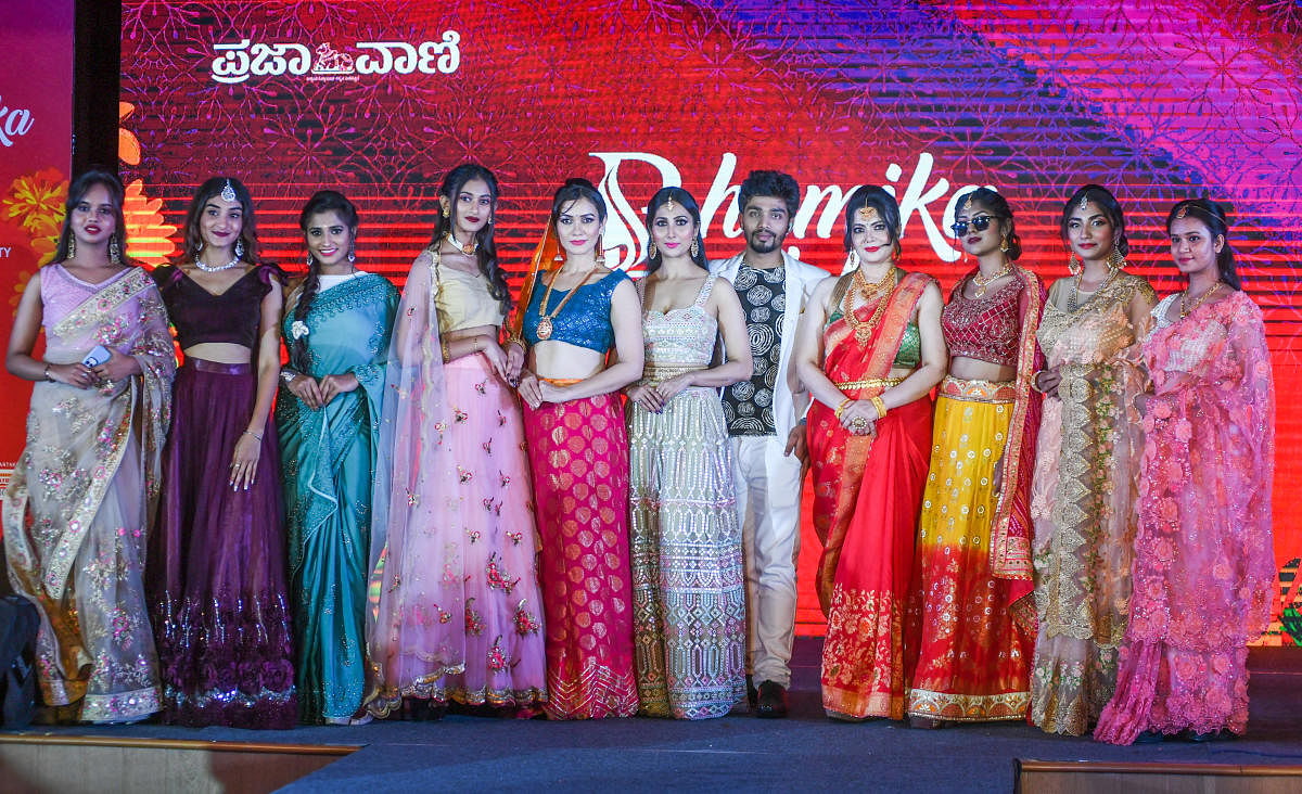 A festive-themed fashion show by Stile Strada added glamour to the event. Credit: DH Photo/ S K Dinesh