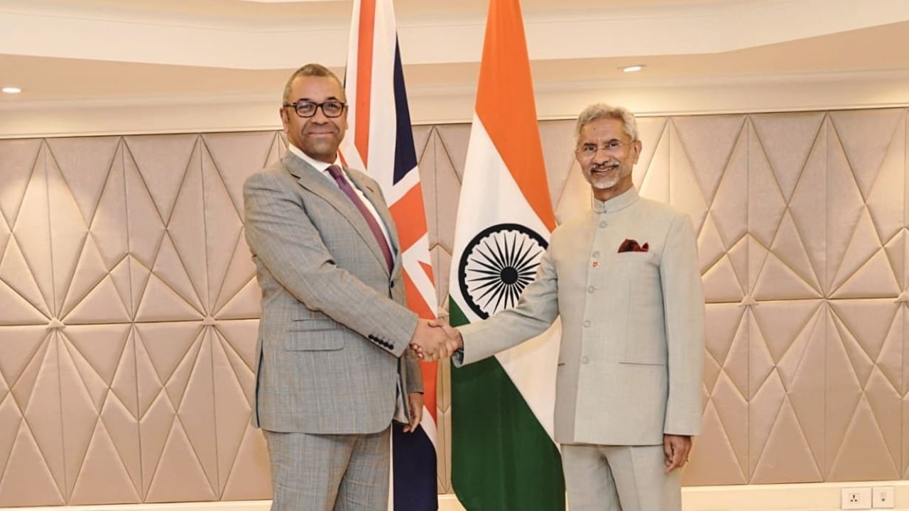 External Affairs Minister S Jaishankar with British foreign secretary James Cleverly. Credit: Twitter/@DrSJaishankar