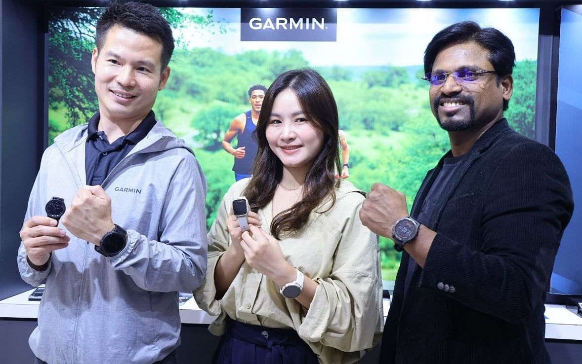 [From the left] Sky Chen, Regional Director, Garmin South-East Asia & India, with Missy Yang, Head Southeast Asia Marketing, Garmin and Yeshudas Pillai, Country Head, Garmin India. 