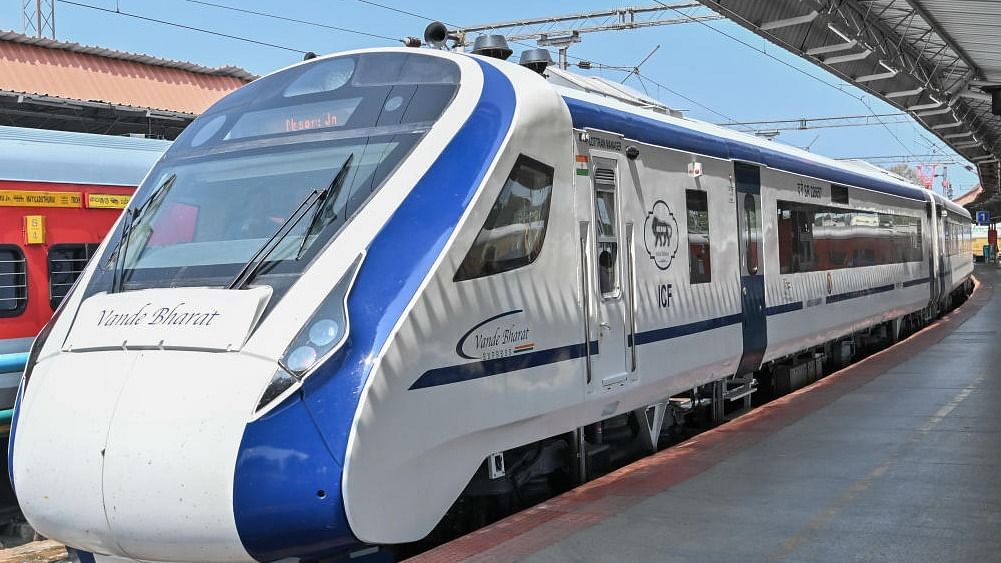 Vande Bharat Express manufactured indigenously at the Integral Coach Factory (ICF) began the trial run at 5.50 am from the Puratchi Thalaivar Dr M G Ramachandran Central Railway Station. Credit: DH File Photo