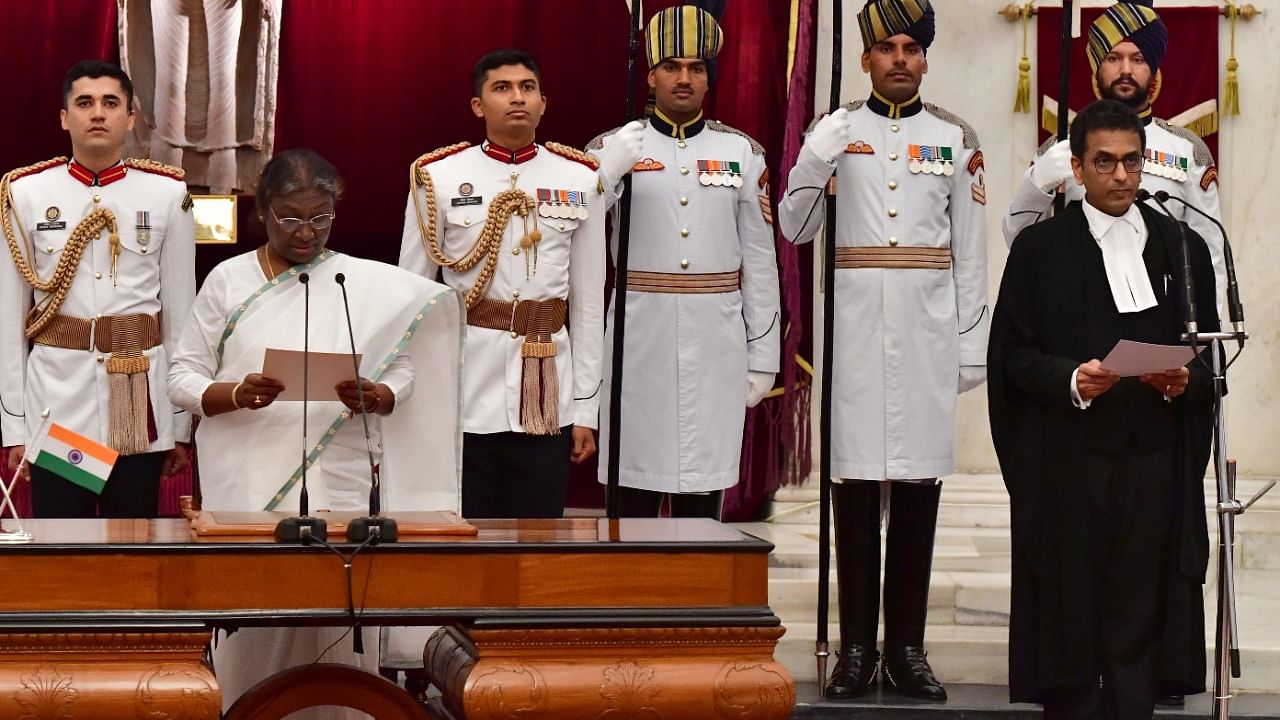 President Droupadi Murmu administered the oath of office to Justice Chandrachud. Credit: Rashtrapati Bhavan
