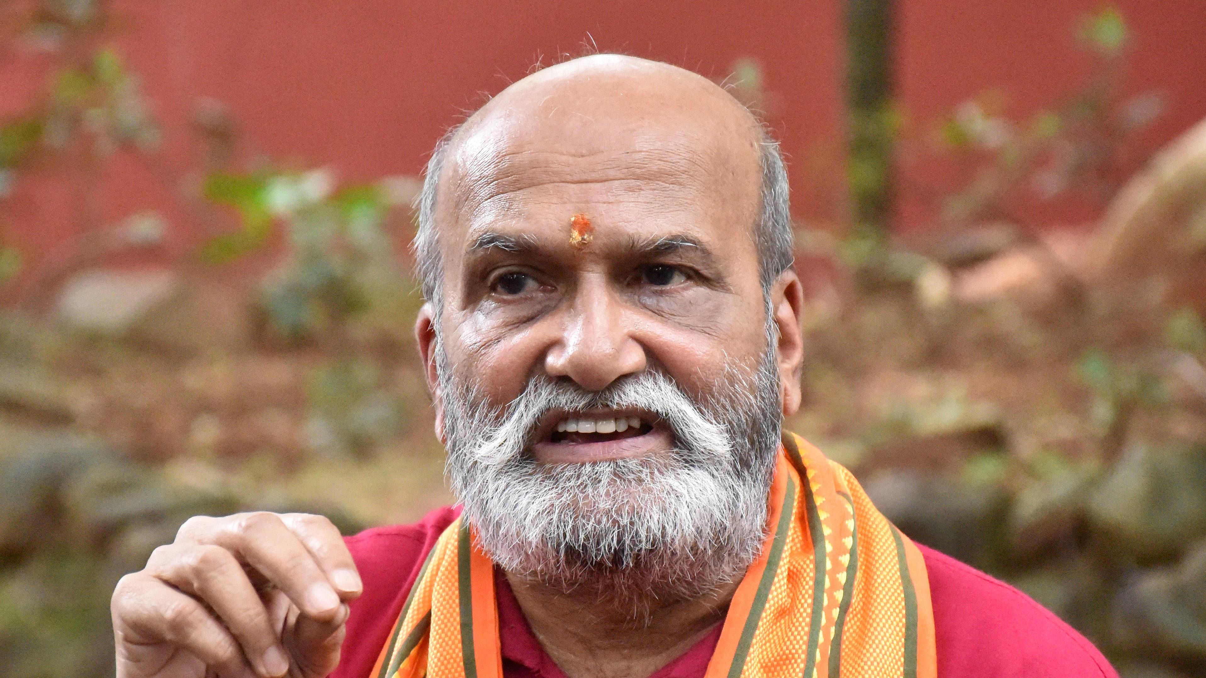 The BJP that won in Karnataka because of the hard work of Hindus, could not protect Hindus and Hindu Karyakartas," Mutalik said. Credit: DH File Photo