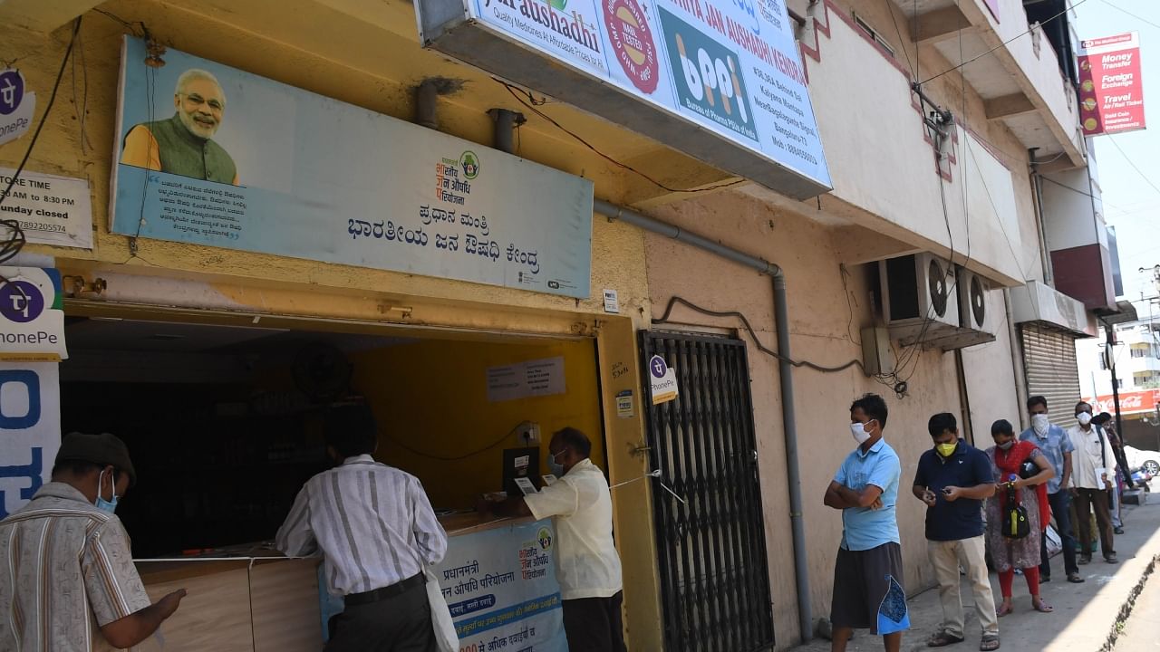 People line up for medicine at a  Jan Aushadhi medical store, Bagalgunte, in Bengaluru. Credit: DH File Photo