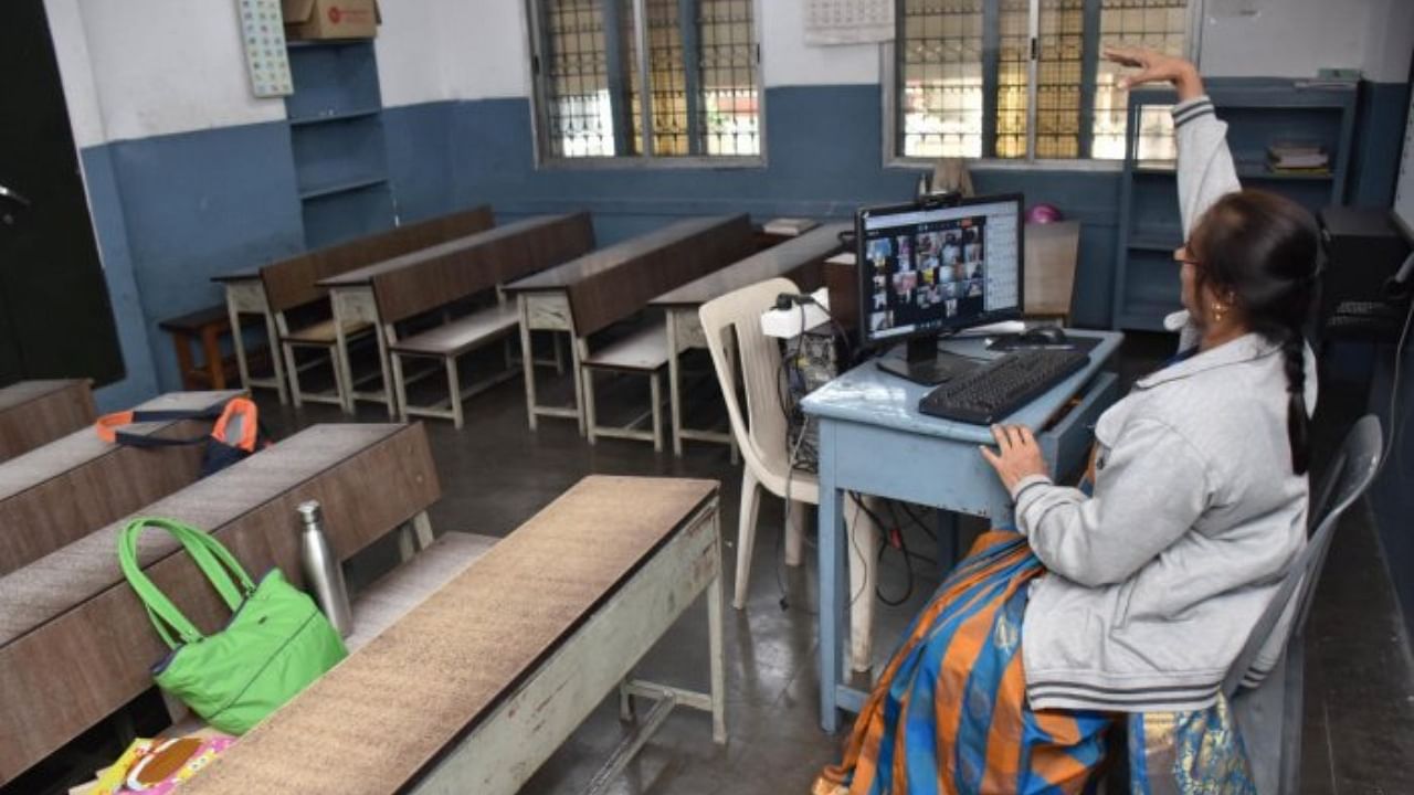 Even if the basic setup, such as a lab room, electricity, hardware, and software, is available, teachers may not be ready or trained to use the computers. Credit: DH Photo