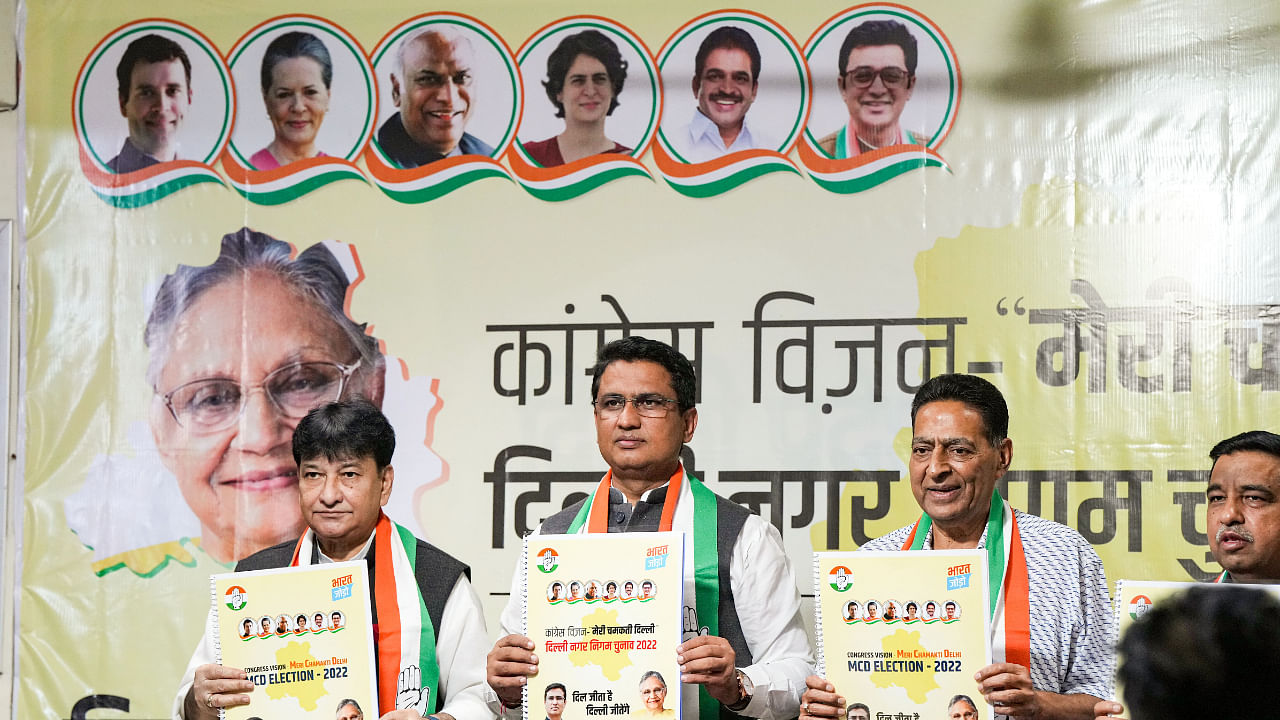 Delhi Pradesh Congress Committee (DPCC) President Anil Kumar along with party's senior leaders during release of manifesto for upcoming Municipal Corporation of Delhi (MCD) Elections 2022. Credit: PTI Photo