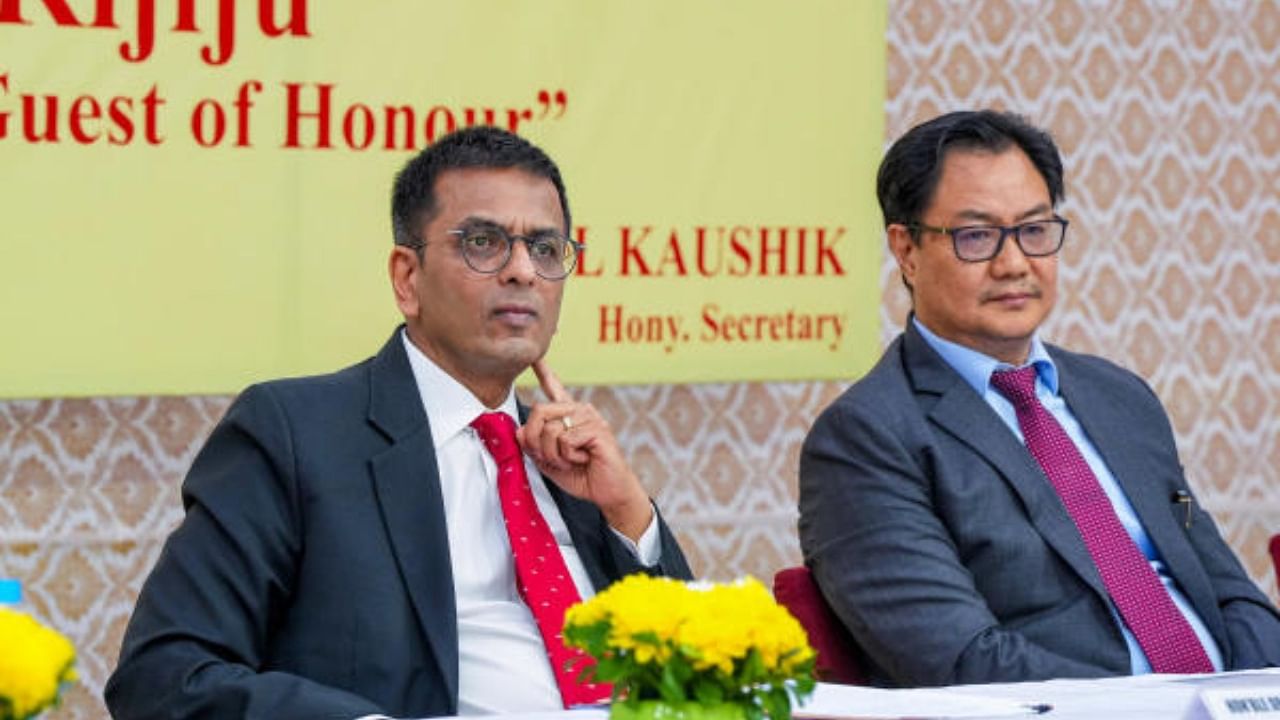 Chief Justice of India (CJI) Justice D.Y Chandrachud with Union Law Minister Kiren Rijiju. Credit: PTI Photo